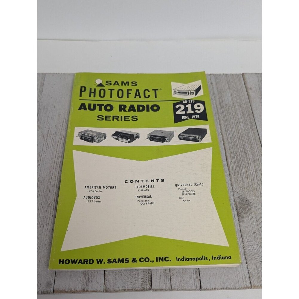 Original Sams PhotoFact Auto Radio Series Book AR-219 June 1976